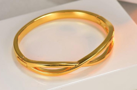 黄金手镯太紧怎么取下来