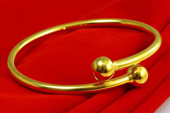 黄金镯子如何保养