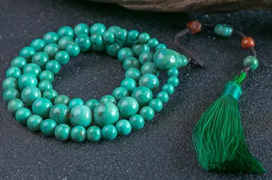 文玩小绿是什么材质