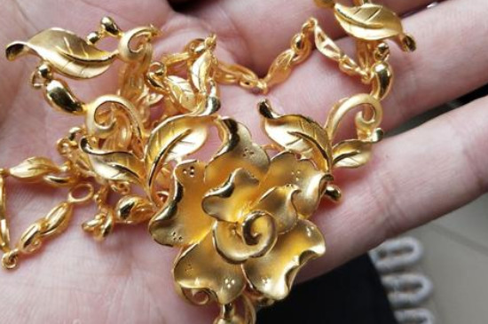 黄金颜色浅什么原因