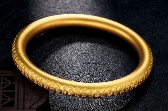 千足金没写999是黄金吗