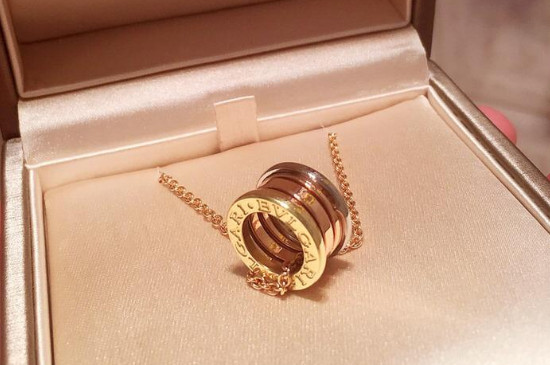 戴黄金睡觉有害吗