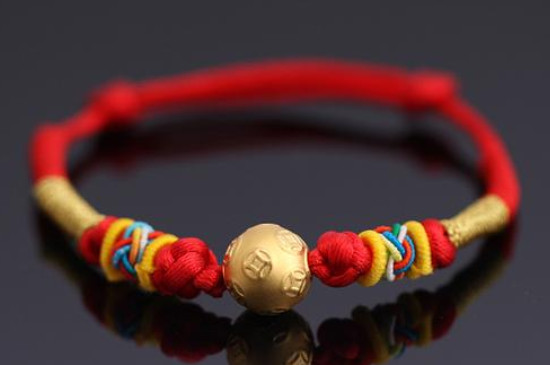 转运珠黄金的多少钱一颗,200~2000元一颗左右