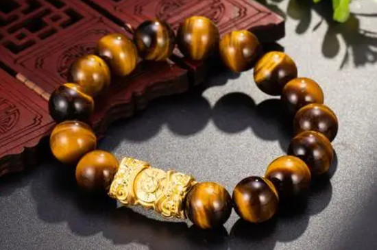 黄金手链适合什么年纪的女人,16~60岁的女人