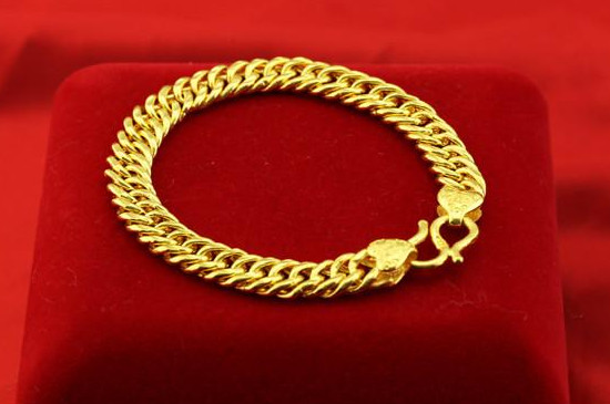 黄金手链适合什么年纪的女人,16~60岁的女人