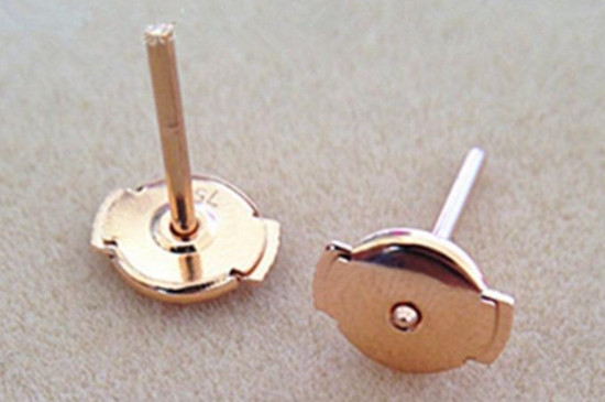 黄金可以戴着洗澡吗