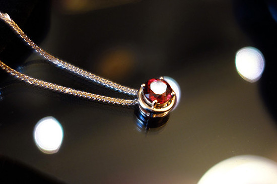 黄金750是真金吗