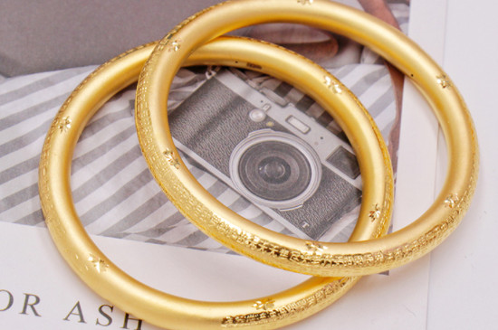 黄金手镯睡觉要不要取