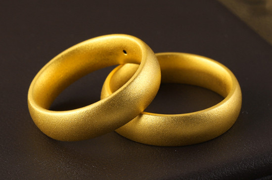 黄金掉色了要怎样恢复