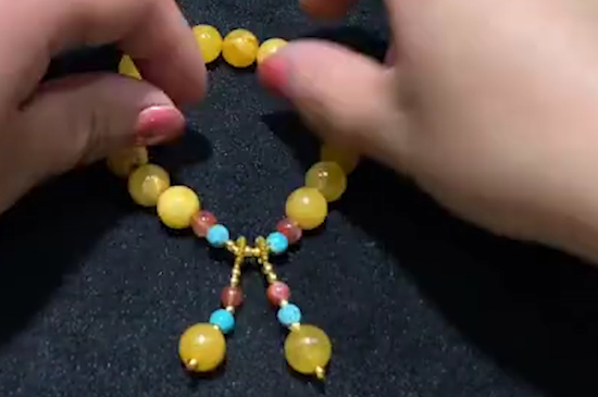 怎么鉴别蜜蜡的真假