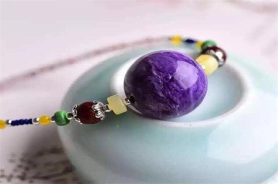 紫龙晶能和翡翠带一起吗