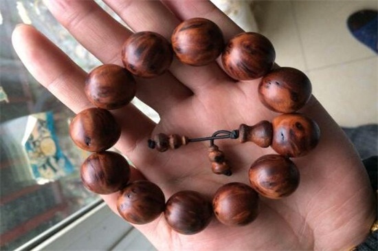 红豆杉手串怎么鉴别