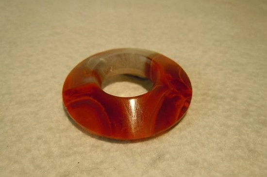 小叶紫檀可以和玛瑙一起戴吗