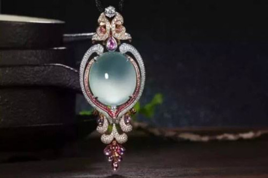 舒俱来和翡翠哪个好