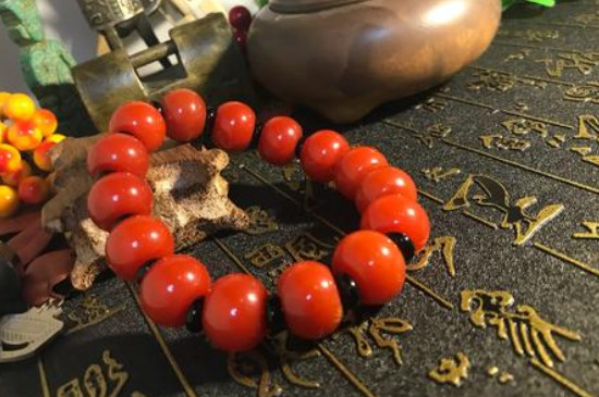 南红蒙料是什么意思