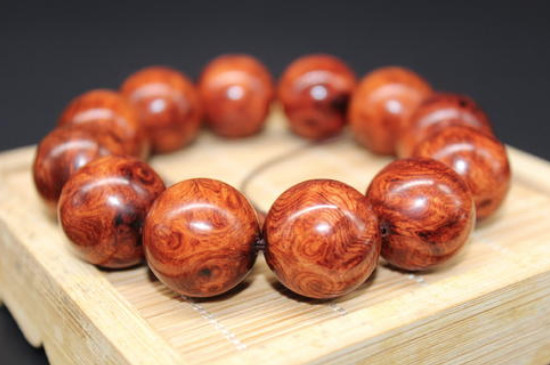 缅甸花梨木手串怎么盘