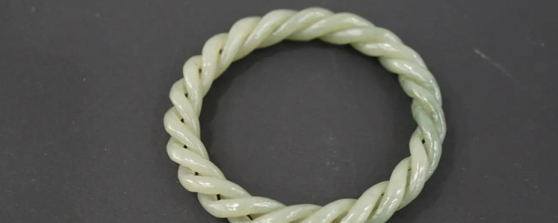 翡翠手镯的种类分为哪几种