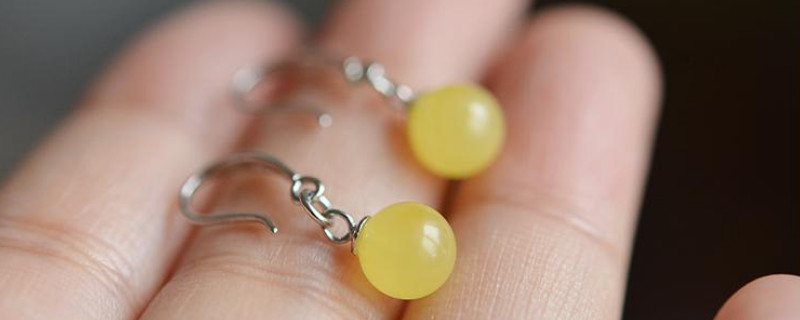 琥珀蜜蜡是什么东西