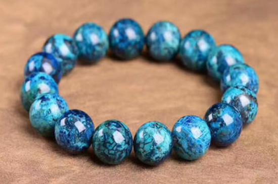 硅孔雀石是宝石吗