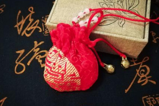 男护身符佩戴禁忌