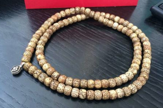 星月菩提盘多久可以变色