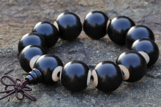 黑檀木手串怎么盘才亮