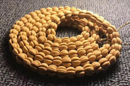 山楂核手串怎么盘玩