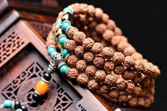 菩提手串是什么材质