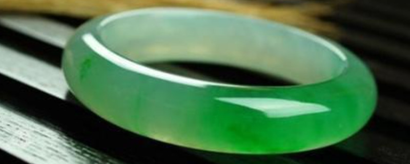 怎么系玉石吊坠